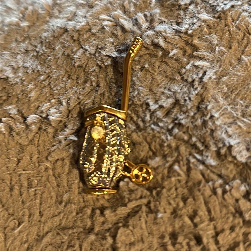 Two Tone Golf Bag Brooch with crystal accent - Picture 3 of 6